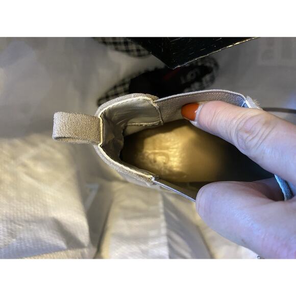 JF JUST FAB Womens “Nolan” Chelsea Bootie Gray Suede Like Size 6.5 NWOB Chunky - Picture 14 of 15